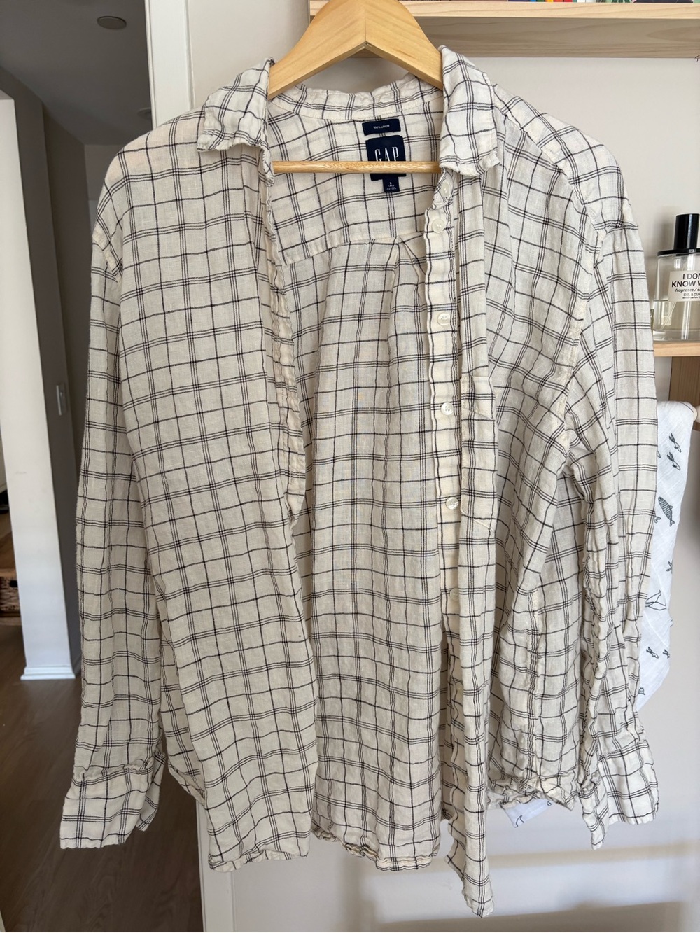 GAP Cream Linen Button-Down Shirt